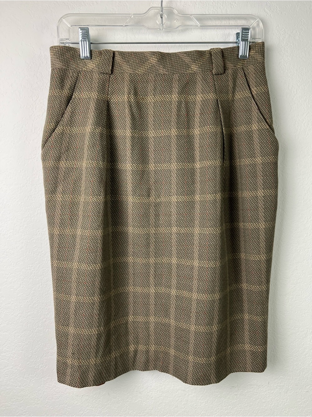 Vintage Made in Italy Camel Beige Tartan Wool Pleated Pencil Skirt